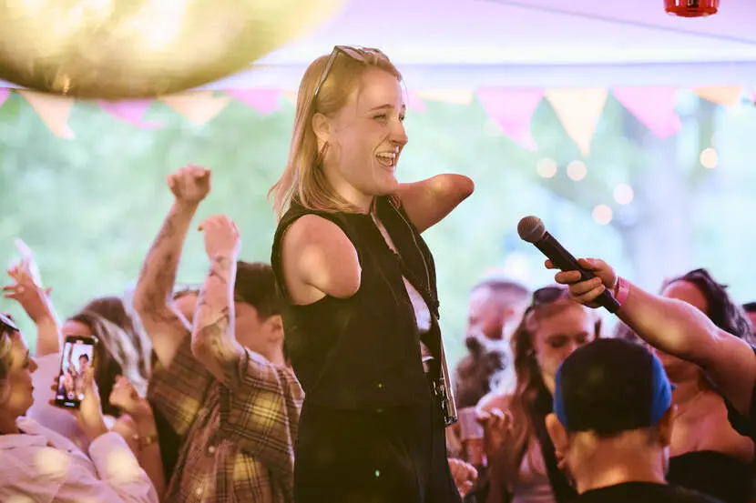 Sitdown Café gelanceerd op festival Amsterdam Open Air